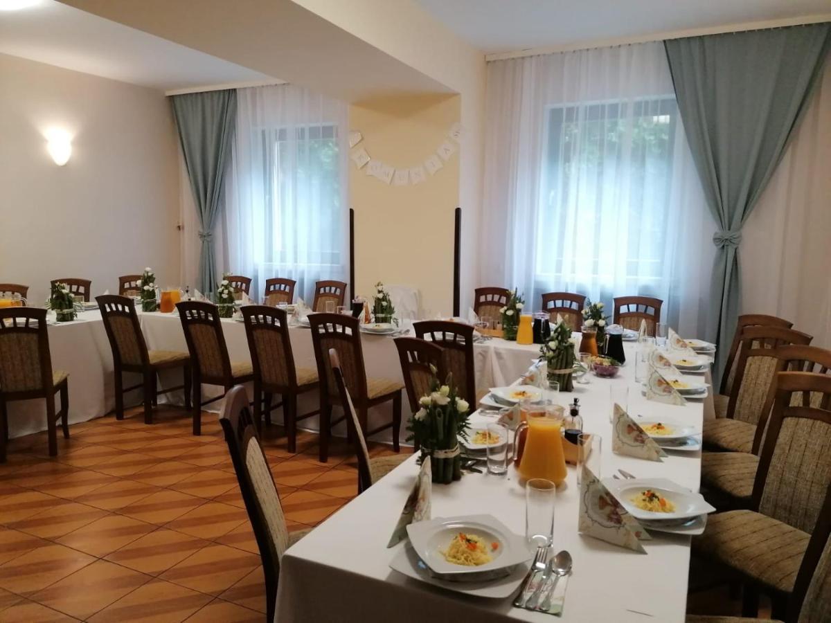 Obiekt "Czarny Rycerz" Aparthotel Jastrzebie Zdroj Luaran gambar